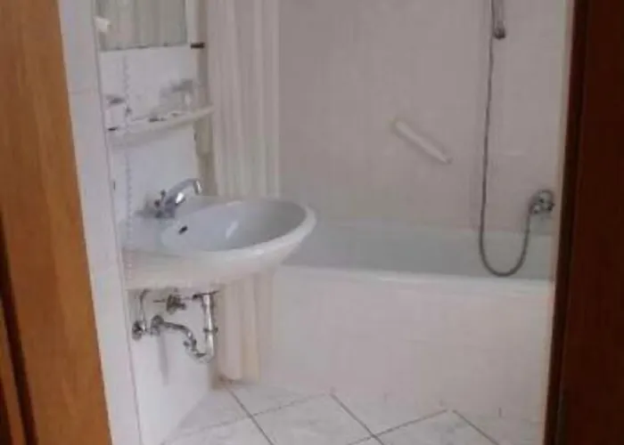 Hotel Am Friedrichsbad 3*