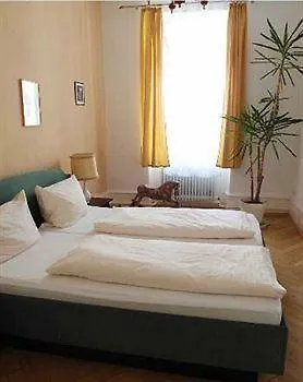 Hotel Am Friedrichsbad 3*